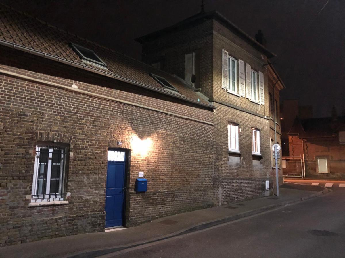 Maison Quatre Freres Louviers Buitenkant foto